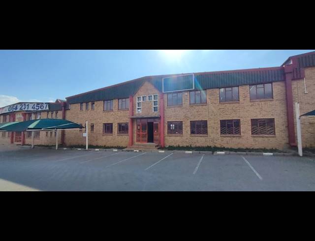 1,033M² WAREHOUSE TO LET IN SAMRAND BUSINESS PARK